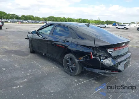 2021 Hyundai Elantra Sel z USA, uszkodzony, nr VIN 5NPLS4AG0MH033082